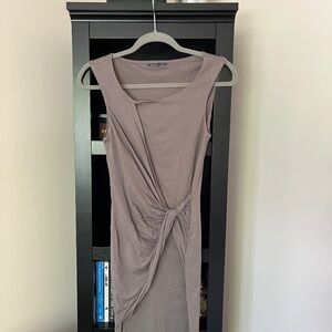 Twist Front Bodycon Dress- Brand Velvet Size Small